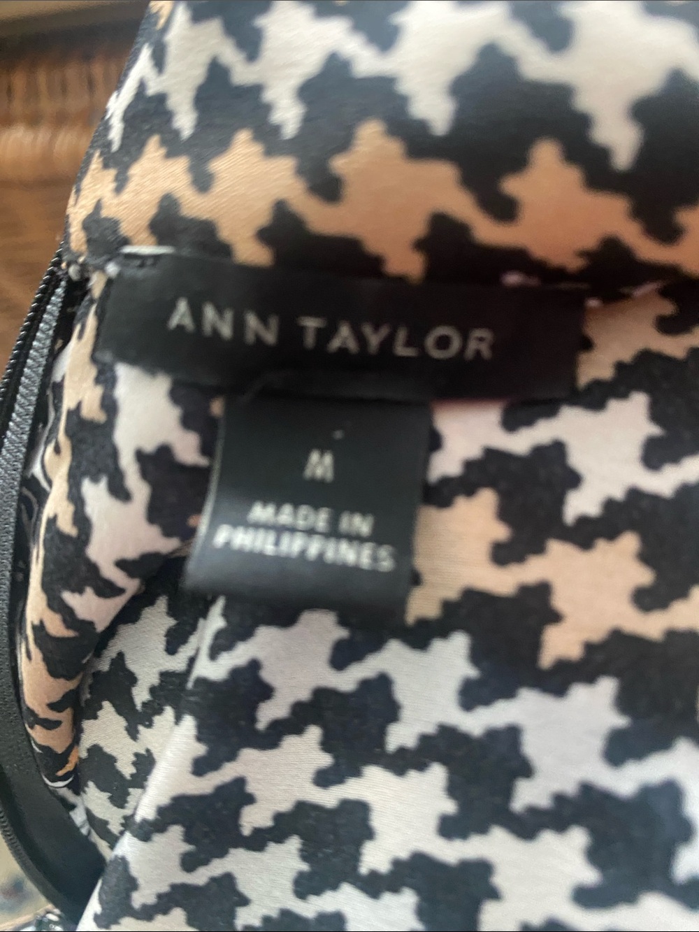 Ann Taylor Black, White, Grey and Tan Houndstooth Tie-Neck Blouse - Picture 7 of 8